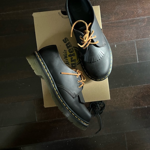 Brand neDr. Martens 1461 Women's Abruzzo Leather Oxford Shoes UK5 USW7 Fit 7.5-8 - Picture 2 of 6